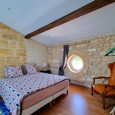 Chateau Erigoye Guest house Beychac-et-Caillau