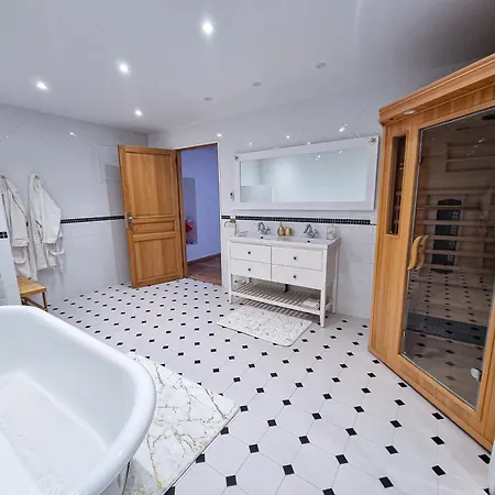 Chateau Erigoye Guest house