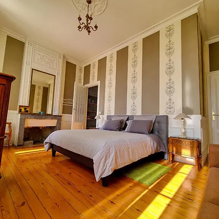 Chateau Erigoye Guest house Beychac-et-Caillau