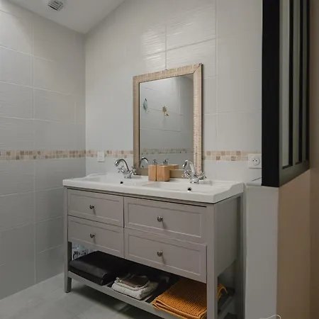 Pensjonat Chateau Erigoye 4*