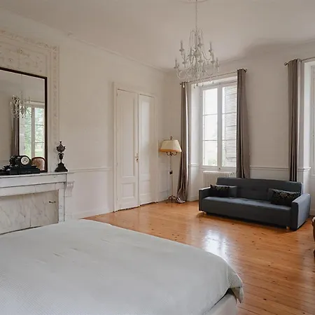 Pensjonat Chateau Erigoye Beychac-et-Caillau