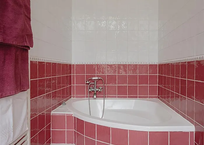 Chateau Erigoye בית הארחה 4*