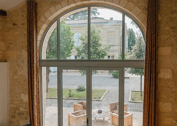 בית הארחה Chateau Erigoye 4*