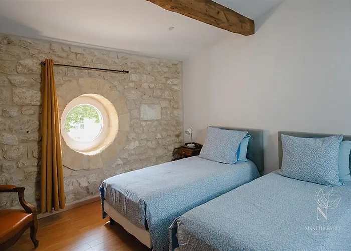 בית הארחה Chateau Erigoye 4*