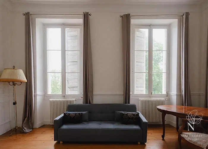 بيت ضيافة Chateau Erigoye 4*